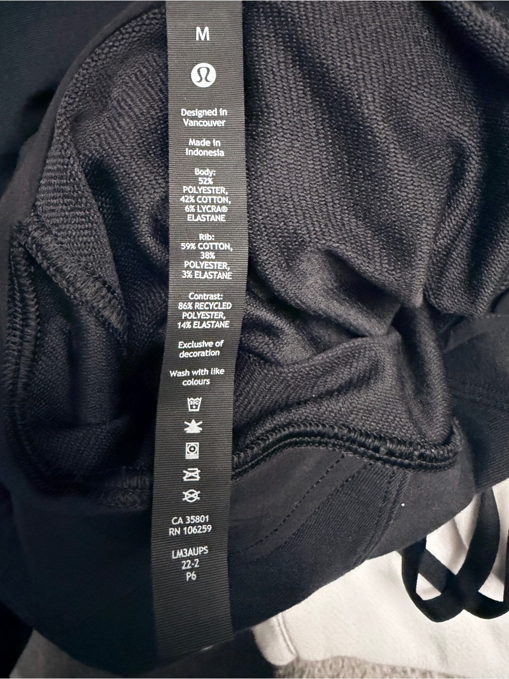 Lululemon Hawaii Hibiscus Hoodie Sweatshirt - Black / Size M - Picture 8 of 9